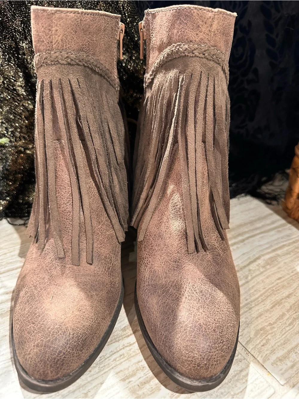 Fringed Brown Women's Ankle Boots - Stylish Western-Inspired Slip-On
